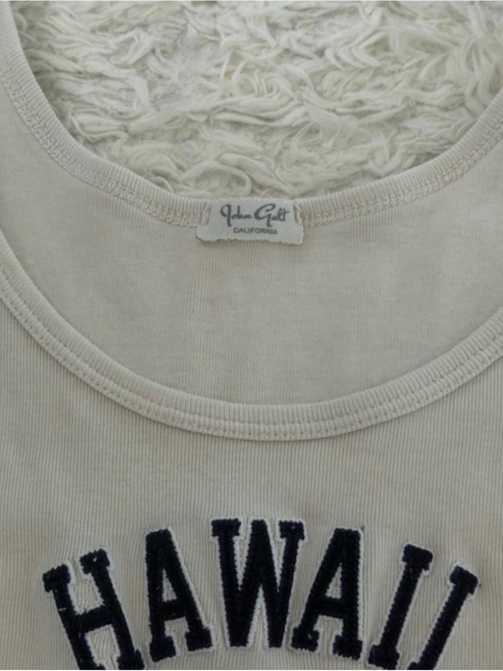 Brandy Melville Cream 'HAWAII' Scoop Neck Tank - One Size - Picture 3 of 3